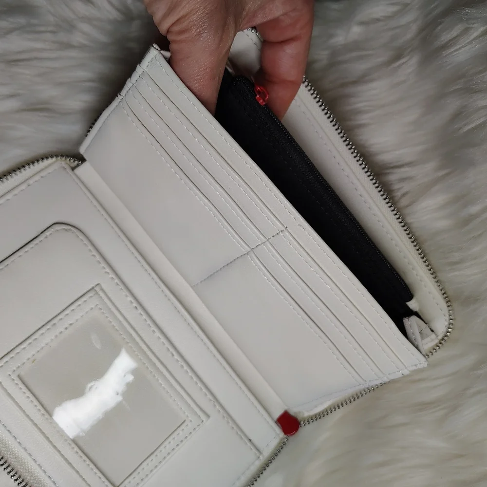 Betsey Johnson Heart Valentine Zip Around Wristlet Wallet - Picture 9 of 15